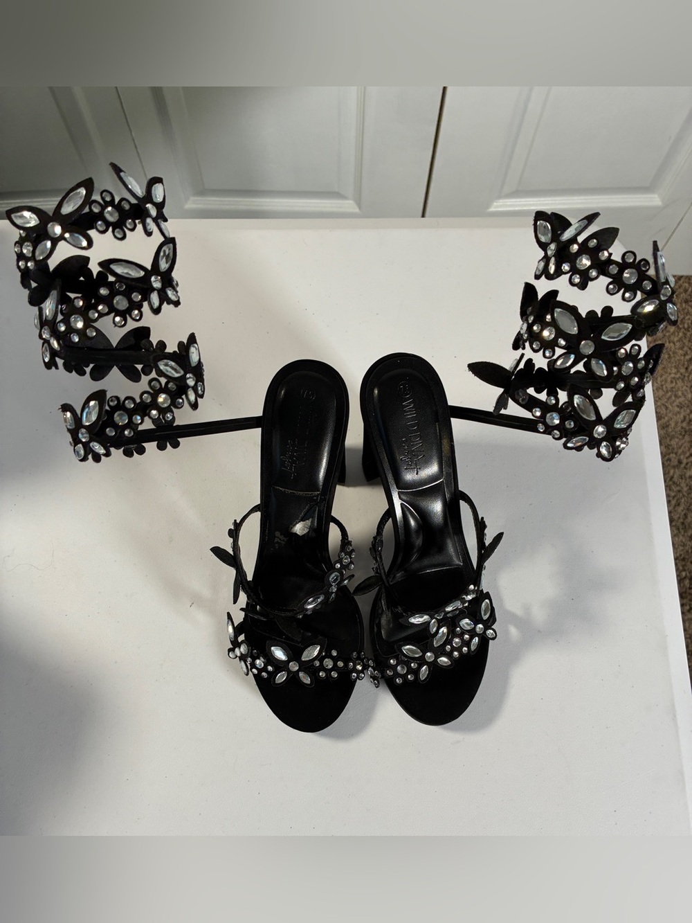 Wild Diva Lounge MORRIS-631 Rhinestone Wrap Block Heel Sandals 7.5 - Picture 2 of 10